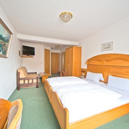 Hotel Goldener Sternen Konstanz Bagian luar foto