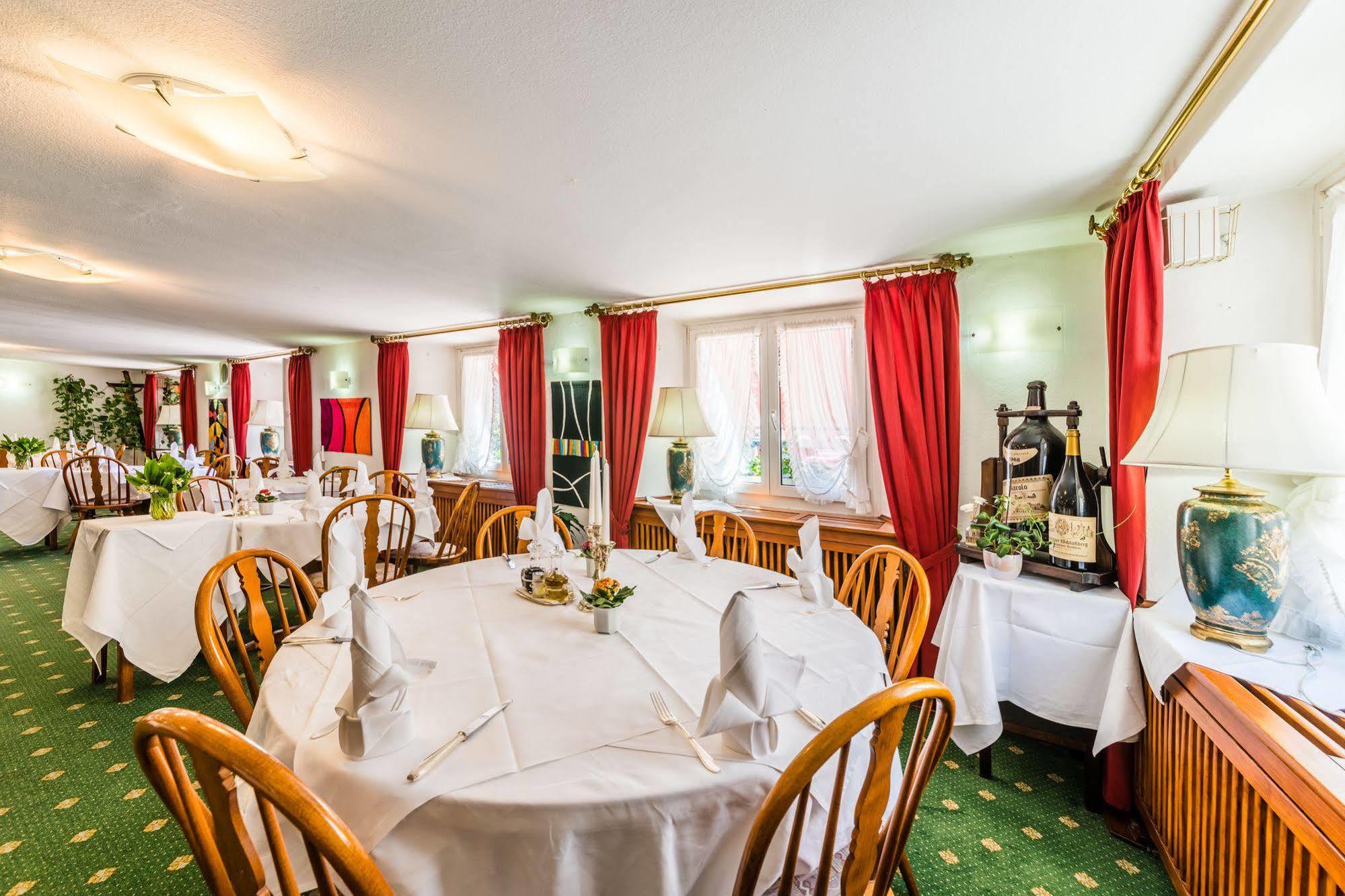 Hotel Goldener Sternen Konstanz Bagian luar foto