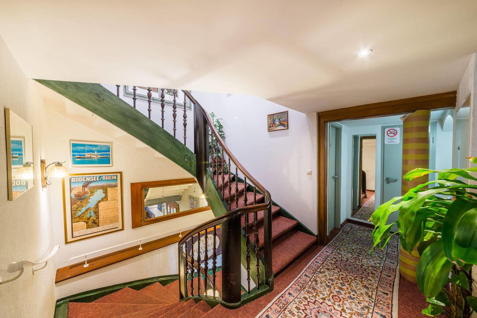 Hotel Goldener Sternen Konstanz Bagian luar foto